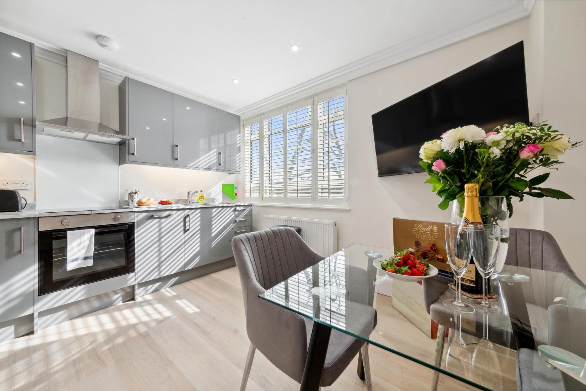 Nell Gwynn Chelsea Accommodation Лондон Экстерьер фото